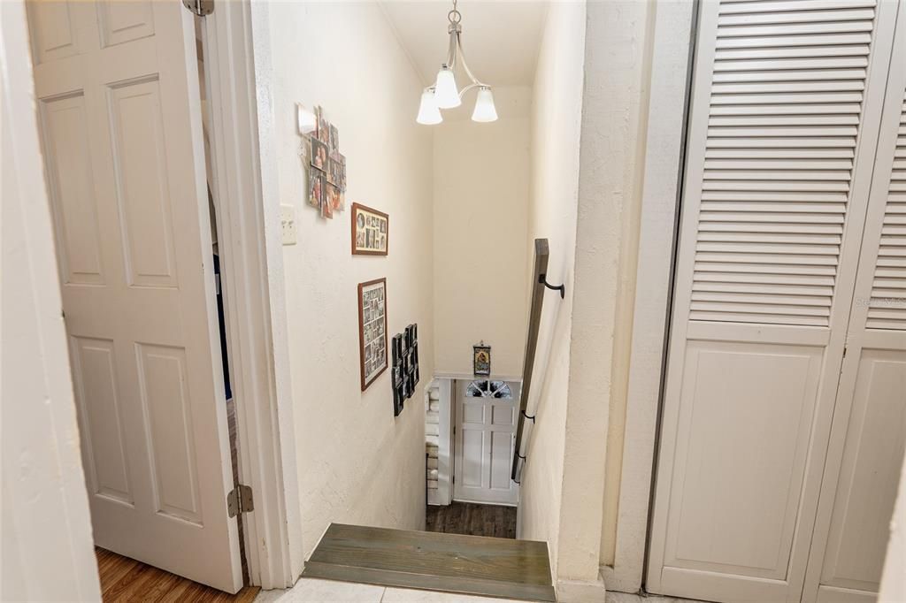 For Sale: $450,000 (2 beds, 2 baths, 1644 Square Feet)