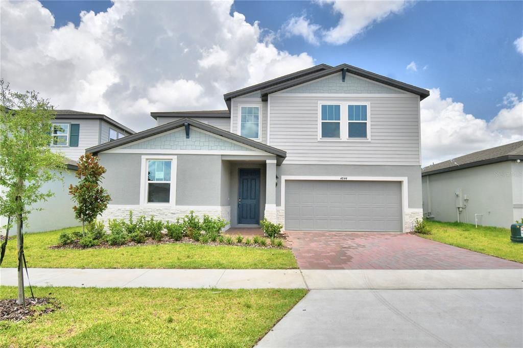 For Sale: $399,875 (4 beds, 2 baths, 2687 Square Feet)