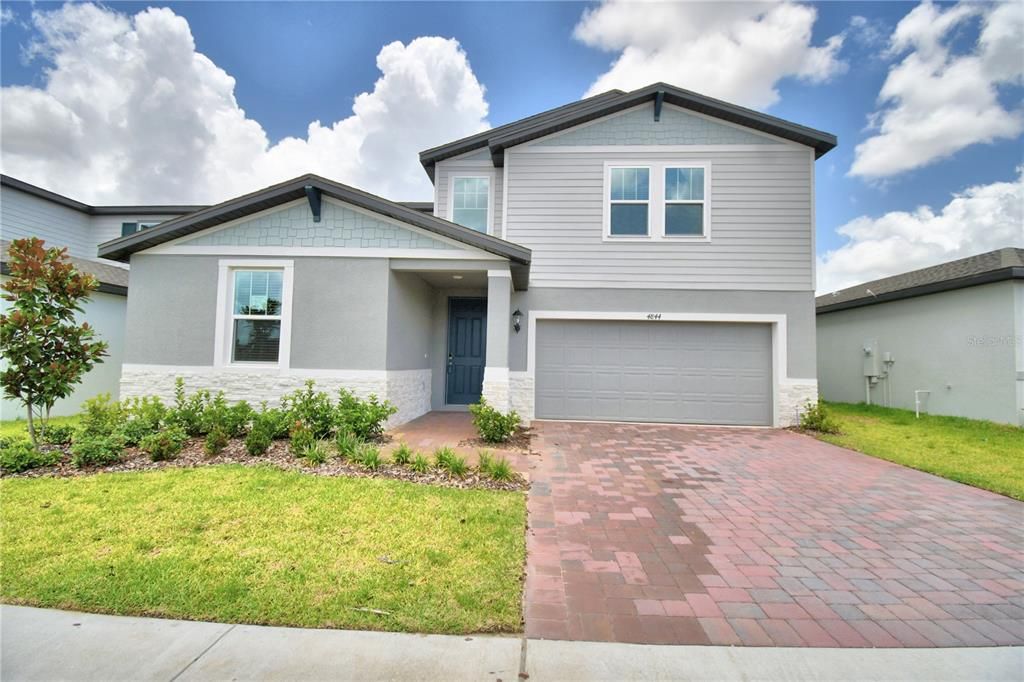 For Sale: $399,875 (4 beds, 2 baths, 2687 Square Feet)