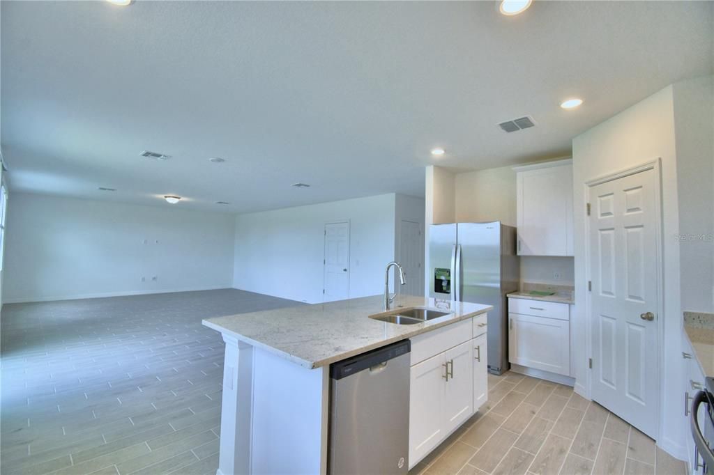 For Sale: $399,875 (4 beds, 2 baths, 2687 Square Feet)