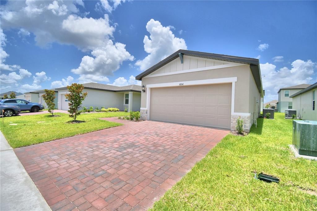 For Sale: $291,000 (3 beds, 2 baths, 1269 Square Feet)