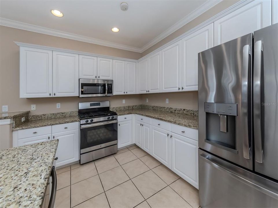 For Sale: $455,000 (2 beds, 2 baths, 1473 Square Feet)