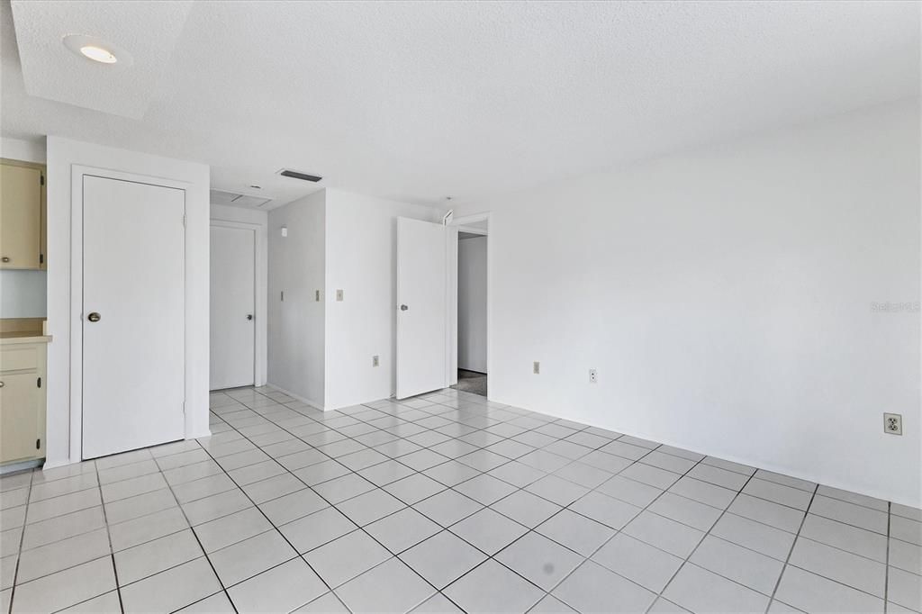 Active With Contract: $399,000 (3 beds, 2 baths, 1534 Square Feet)