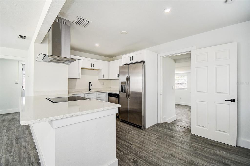 Fully Remodeled Kitchen