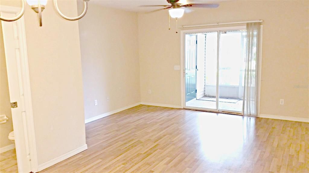 Recently Rented: $1,400 (2 beds, 2 baths, 1152 Square Feet)