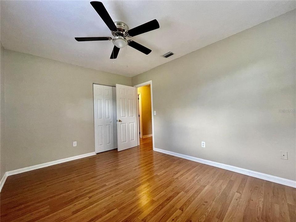 For Rent: $1,900 (3 beds, 2 baths, 1260 Square Feet)