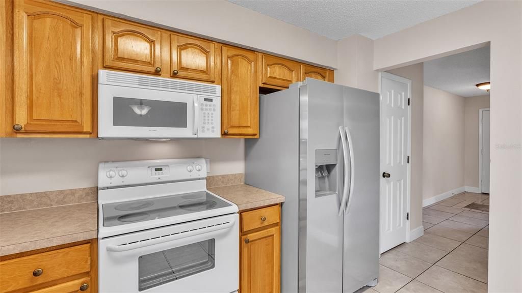 Kitchen Wood Cabinetry