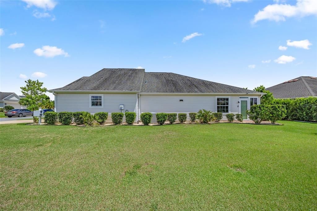 For Sale: $499,000 (3 beds, 2 baths, 2075 Square Feet)