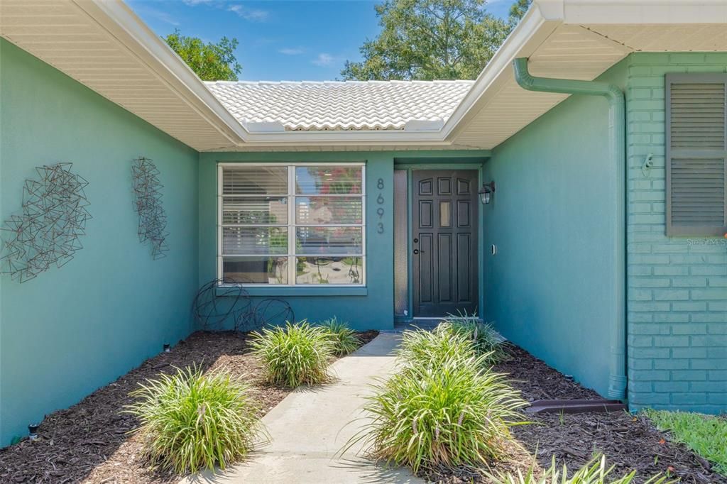 Active With Contract: $629,000 (4 beds, 2 baths, 1706 Square Feet)