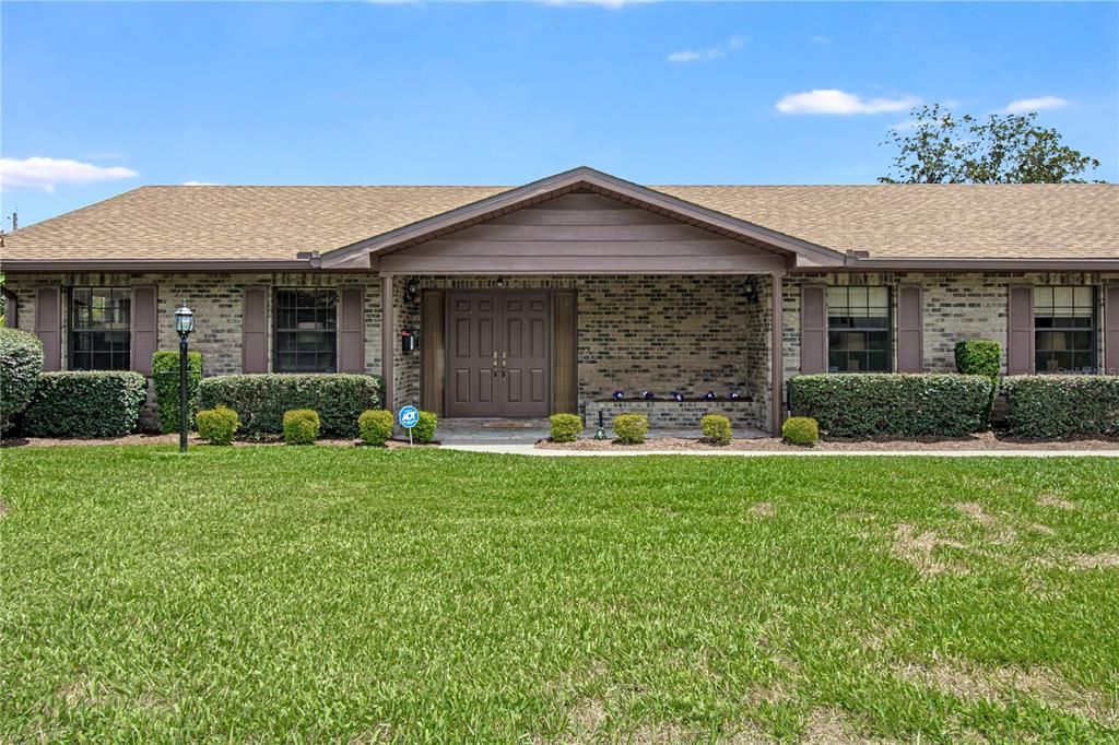 For Sale: $460,000 (3 beds, 2 baths, 2321 Square Feet)