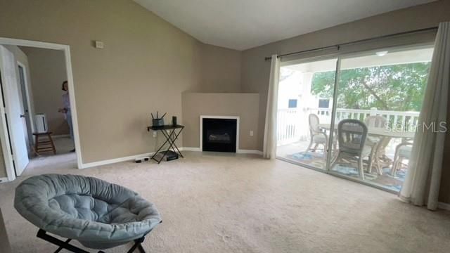 For Rent: $1,850 (2 beds, 2 baths, 1250 Square Feet)