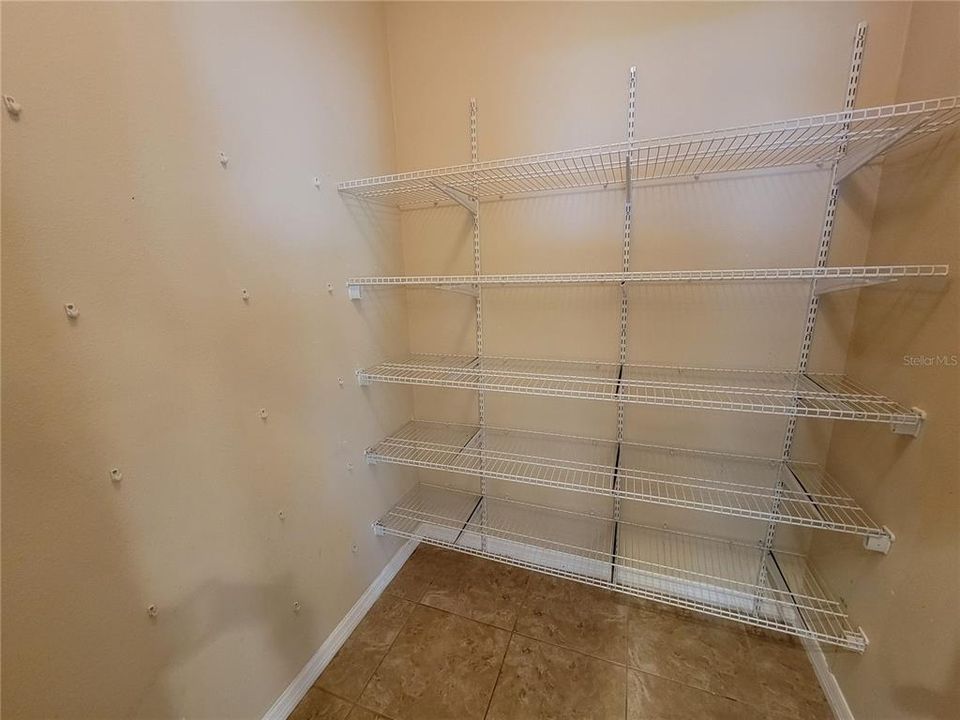 В аренду: $2,395 (4 спален, 2 ванн, 2530 Квадратных фут)