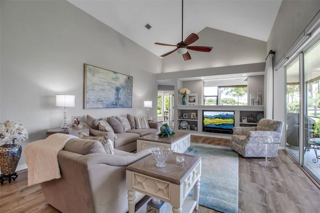 Active With Contract: $699,900 (4 beds, 3 baths, 2523 Square Feet)