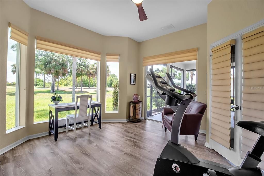 Active With Contract: $699,900 (4 beds, 3 baths, 2523 Square Feet)