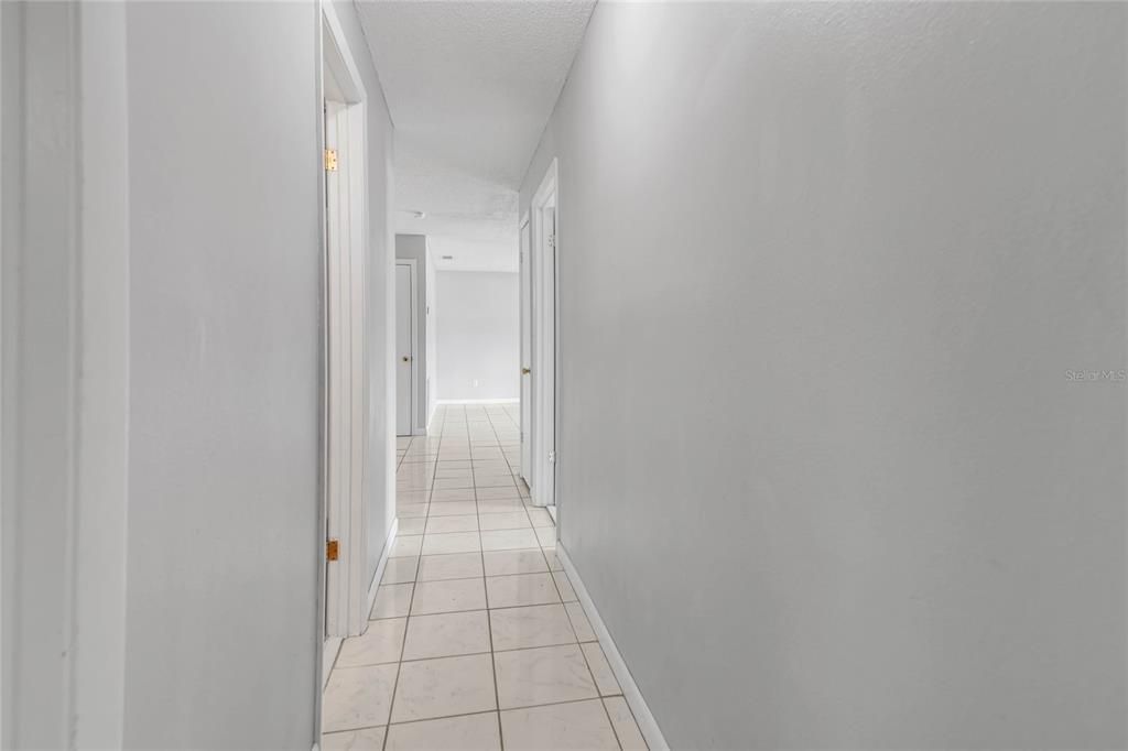 For Sale: $285,000 (3 beds, 1 baths, 1175 Square Feet)