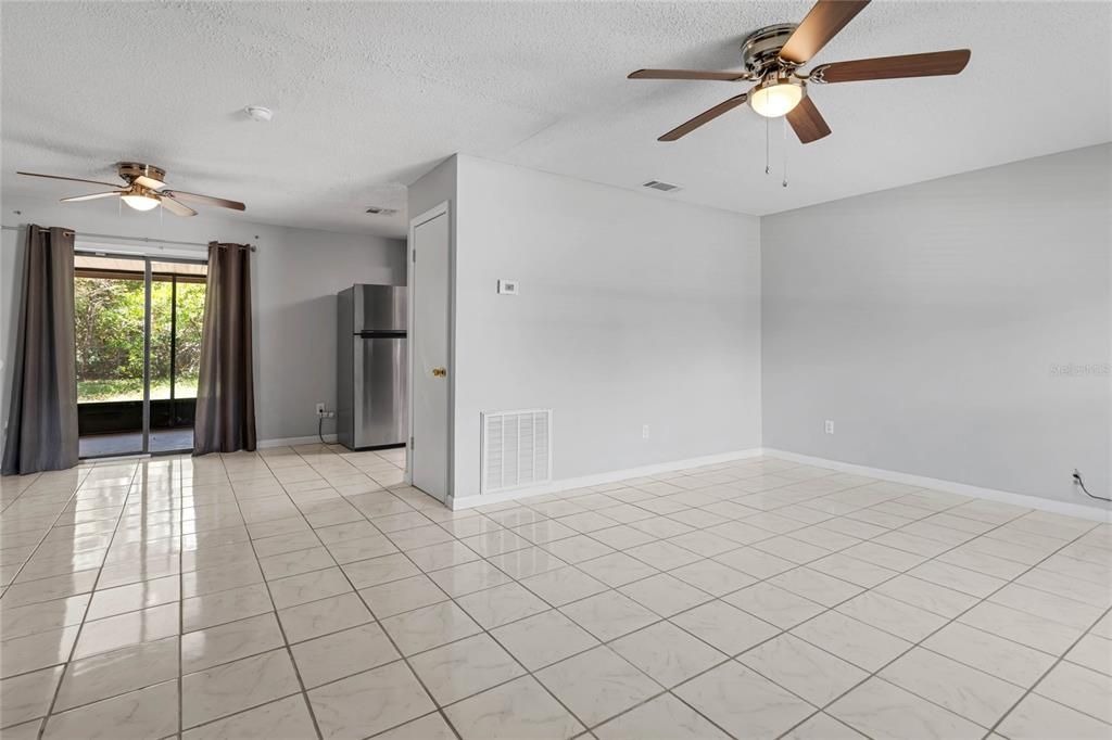 For Sale: $285,000 (3 beds, 1 baths, 1175 Square Feet)