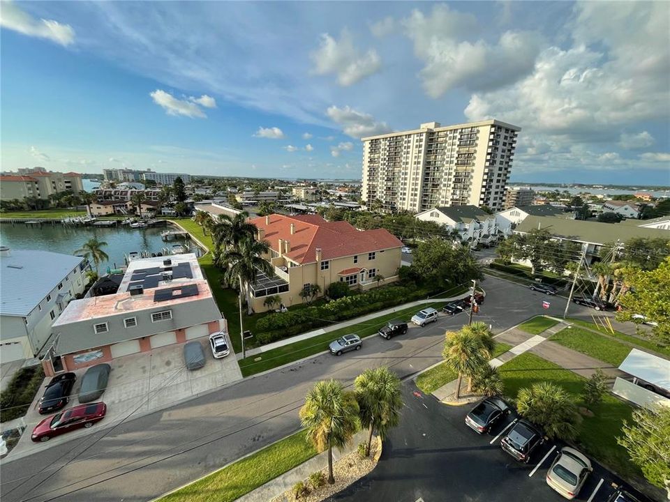 Views to Intercoastal waterway.