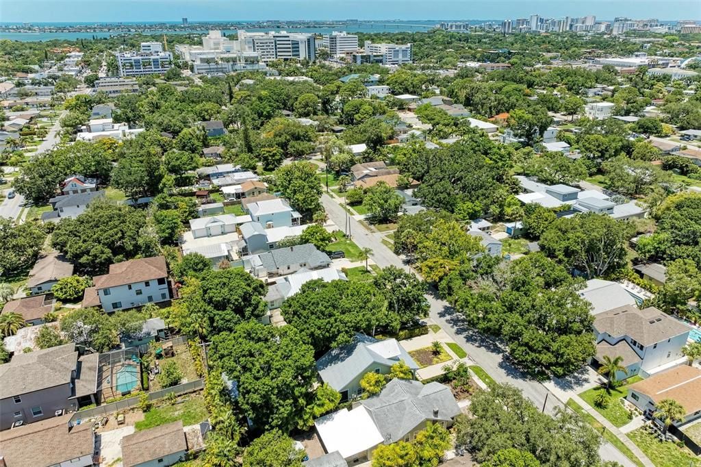 For Sale: $800,000 (4 beds, 2 baths, 1510 Square Feet)