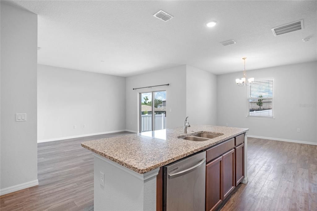 Active With Contract: $299,900 (3 beds, 2 baths, 1607 Square Feet)