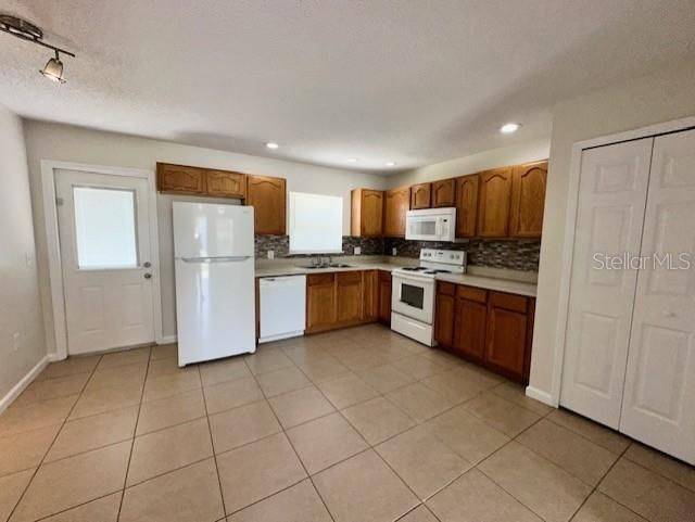 For Rent: $1,750 (3 beds, 2 baths, 1116 Square Feet)