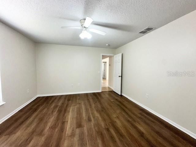 For Rent: $1,750 (3 beds, 2 baths, 1116 Square Feet)