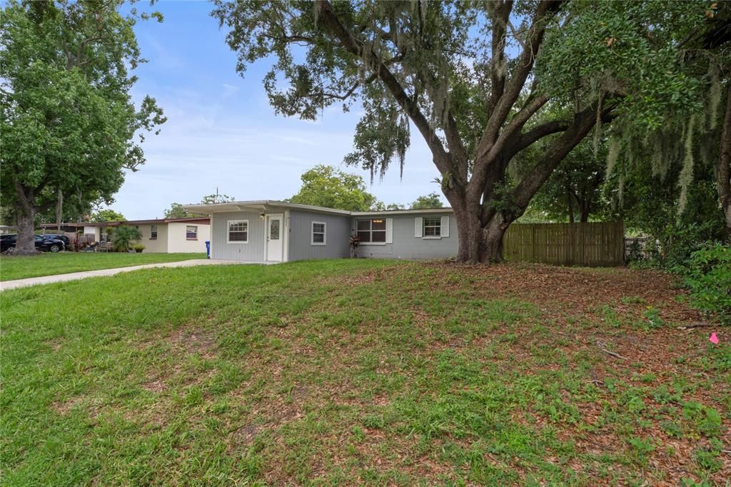 For Sale: $249,900 (3 beds, 1 baths, 1225 Square Feet)