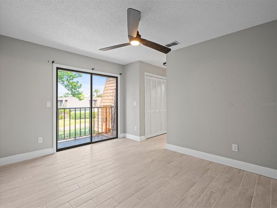 Active With Contract: $1,950 (2 beds, 2 baths, 1312 Square Feet)