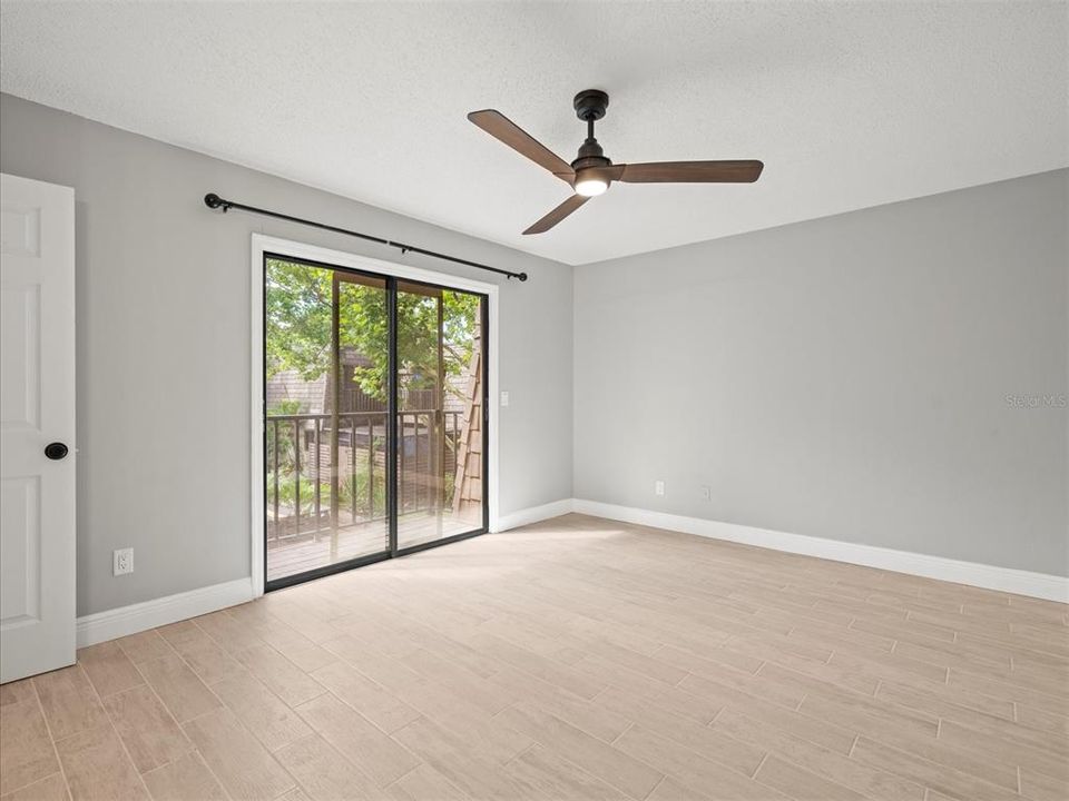 Active With Contract: $1,950 (2 beds, 2 baths, 1312 Square Feet)