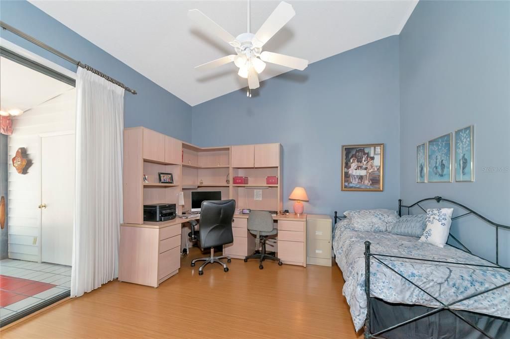 For Sale: $339,000 (2 beds, 2 baths, 1573 Square Feet)
