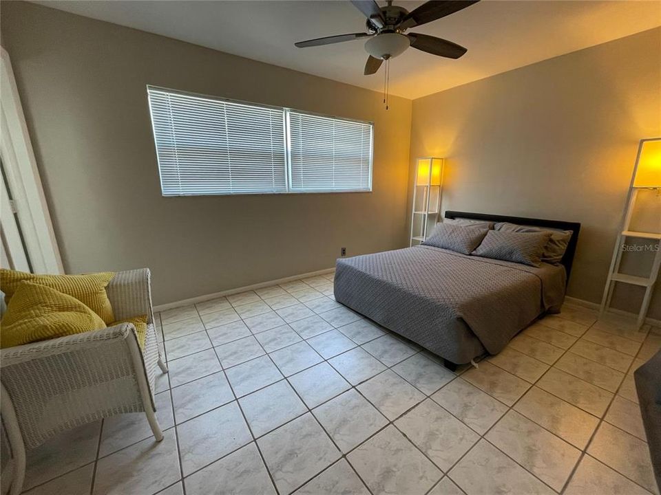 For Sale: $169,995 (2 beds, 2 baths, 1032 Square Feet)