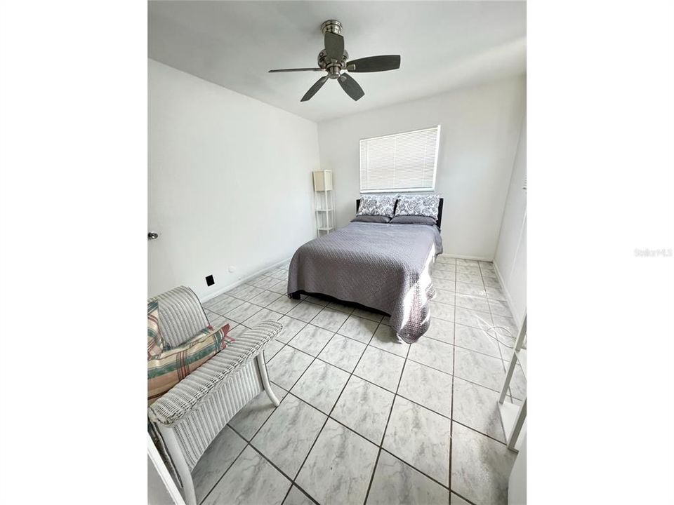 For Sale: $169,995 (2 beds, 2 baths, 1032 Square Feet)