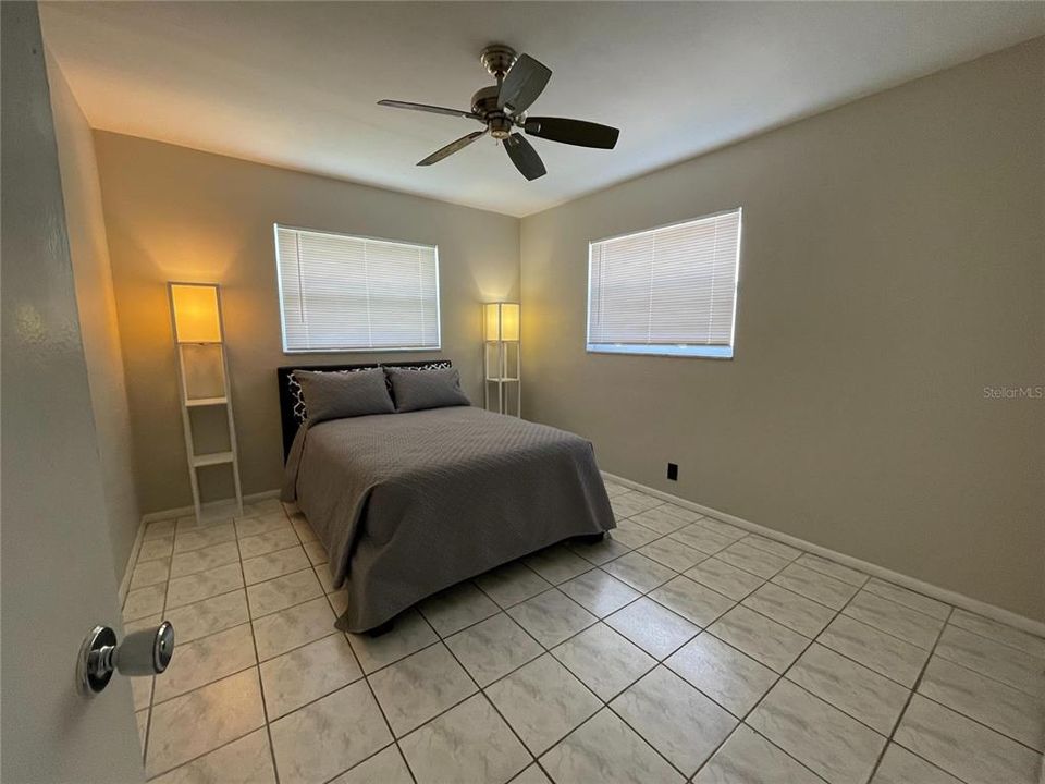 For Sale: $169,995 (2 beds, 2 baths, 1032 Square Feet)