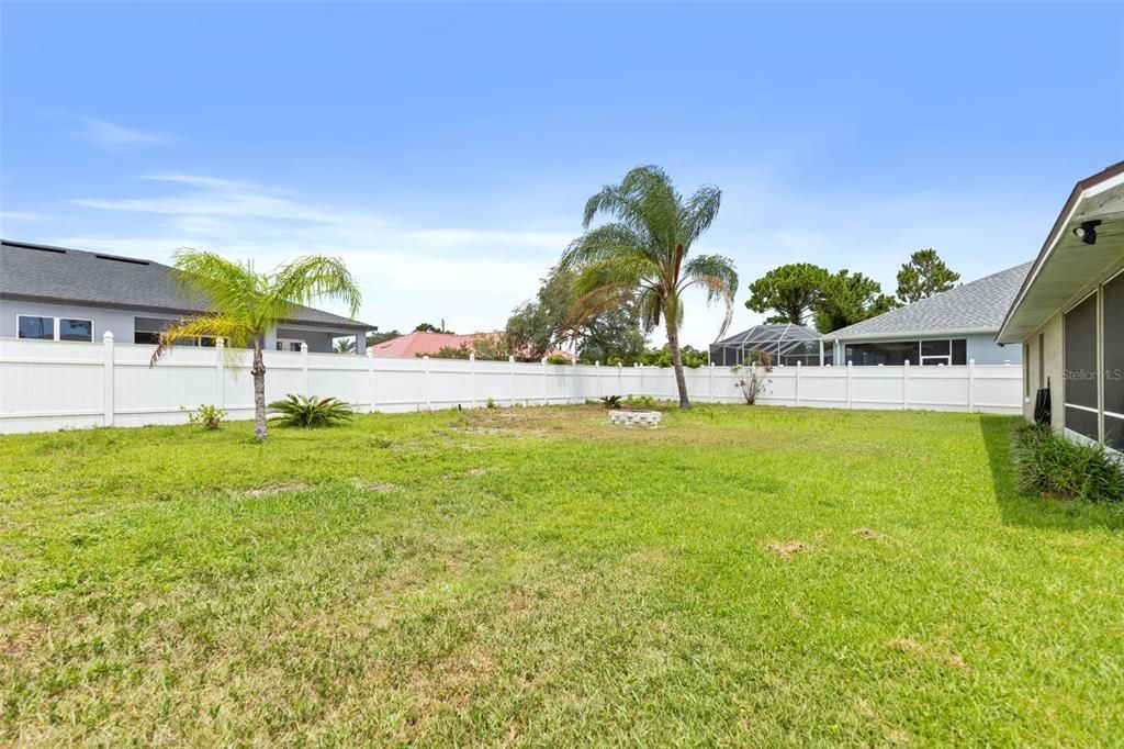 For Sale: $349,500 (3 beds, 2 baths, 1708 Square Feet)