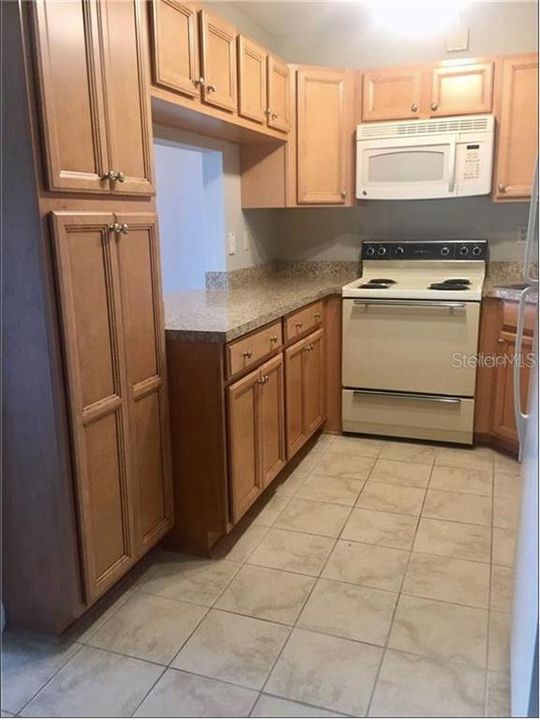 For Rent: $1,695 (2 beds, 2 baths, 1038 Square Feet)