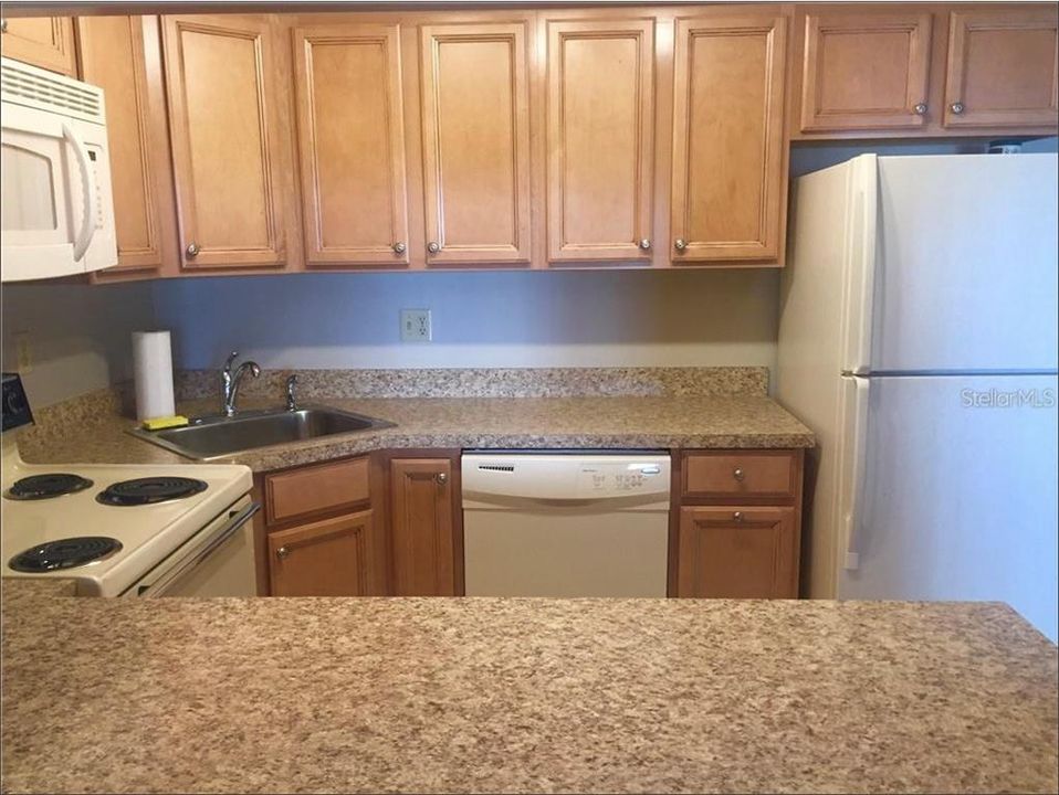 For Rent: $1,695 (2 beds, 2 baths, 1038 Square Feet)
