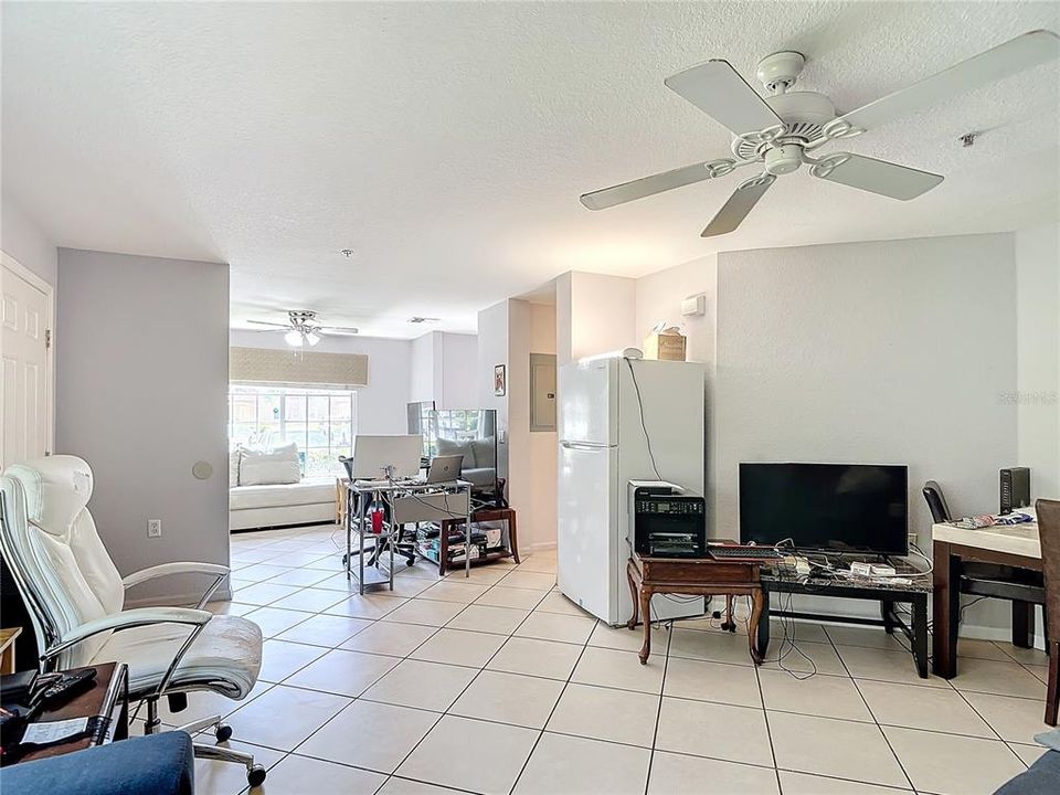 For Sale: $229,900 (3 beds, 2 baths, 1220 Square Feet)