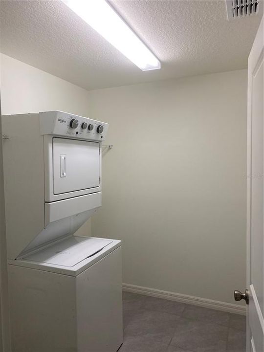 For Rent: $2,500 (4 beds, 2 baths, 1627 Square Feet)
