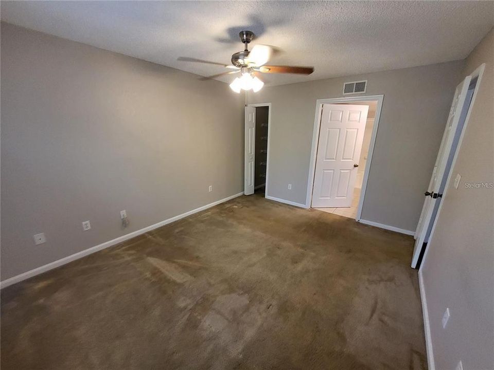 For Rent: $1,650 (2 beds, 2 baths, 874 Square Feet)