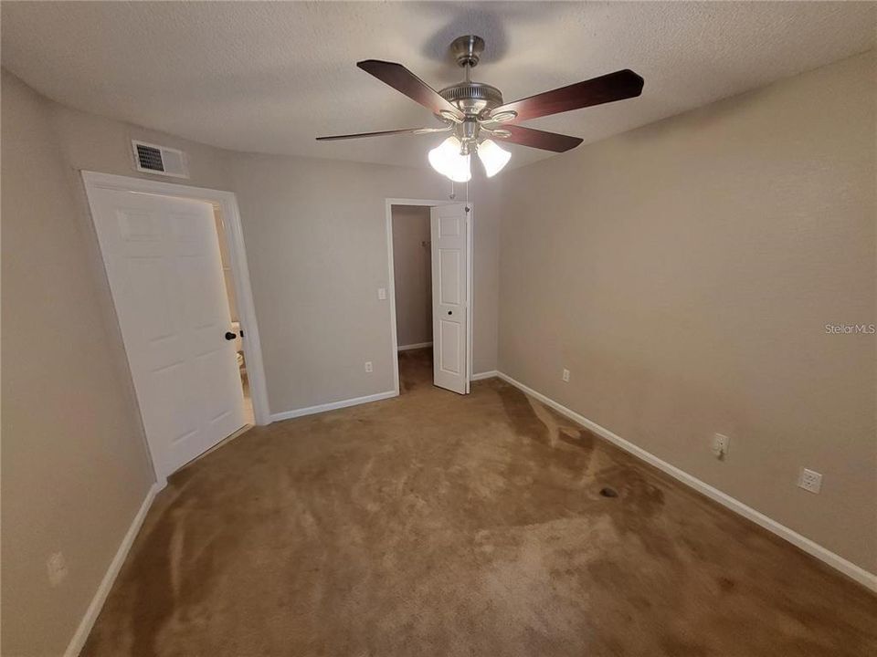 For Rent: $1,650 (2 beds, 2 baths, 874 Square Feet)