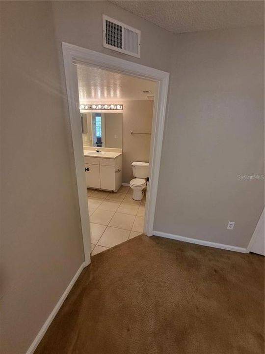 For Rent: $1,650 (2 beds, 2 baths, 874 Square Feet)