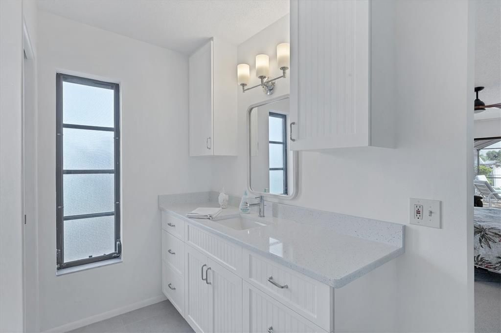 Master Bath is complimented with a new Quartz top vanity