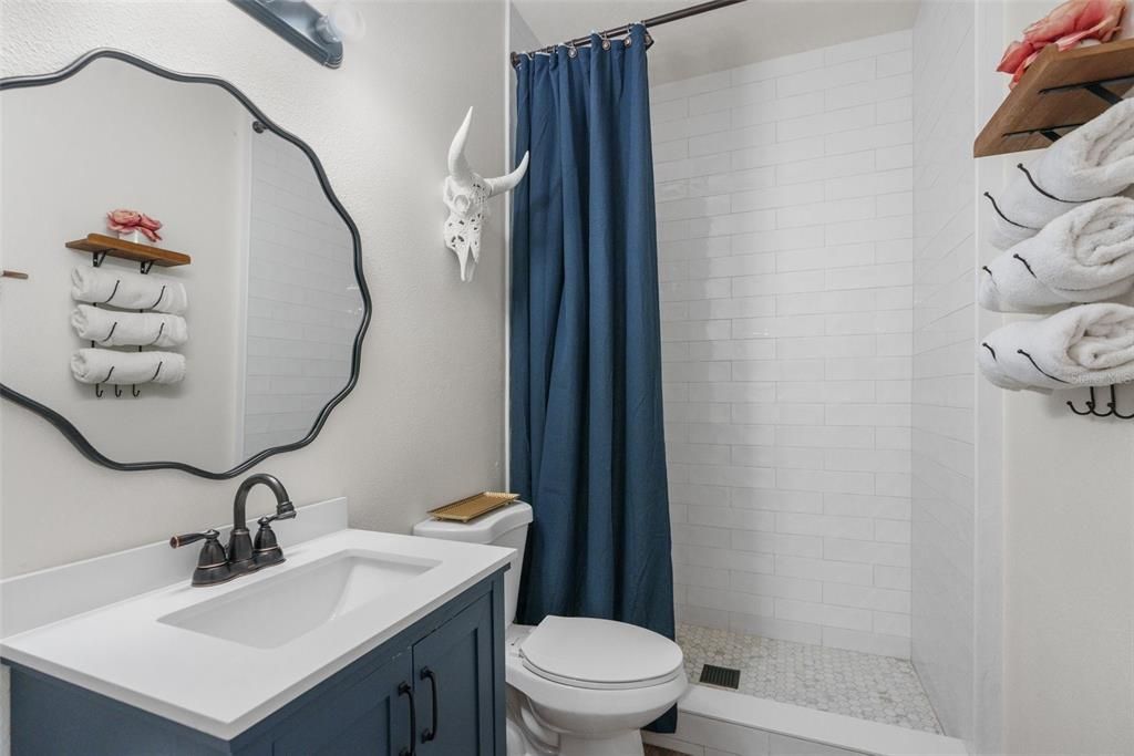 upstairs guest bathroom