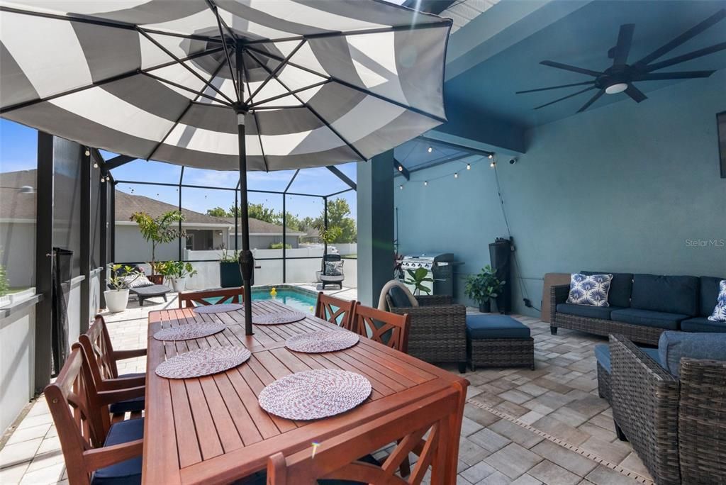 Active With Contract: $685,000 (5 beds, 4 baths, 2695 Square Feet)