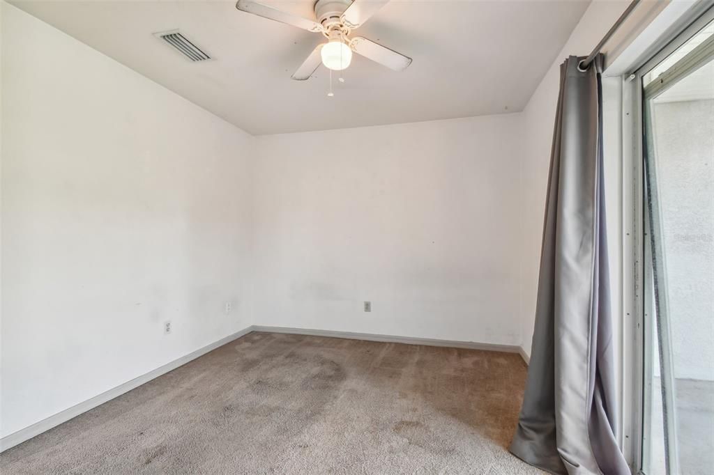 Active With Contract: $199,000 (3 beds, 2 baths, 1102 Square Feet)