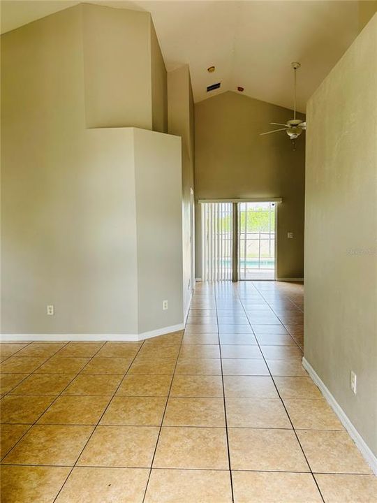 Active With Contract: $2,400 (4 beds, 2 baths, 1397 Square Feet)