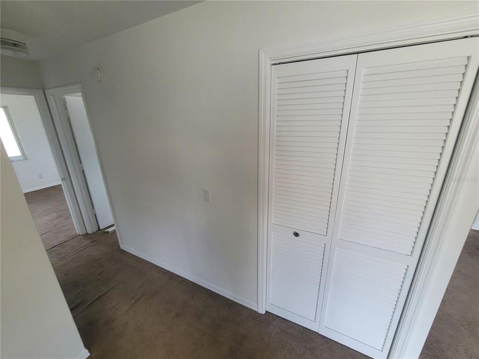 For Sale: $135,000 (2 beds, 2 baths, 1046 Square Feet)