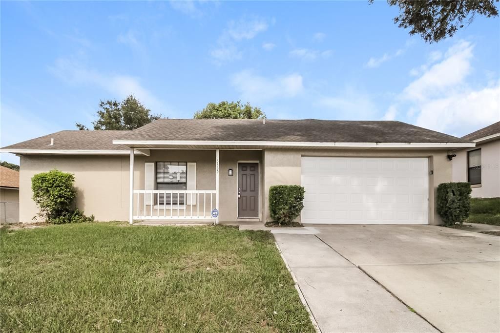 Recently Rented: $2,110 (3 beds, 1 baths, 1442 Square Feet)