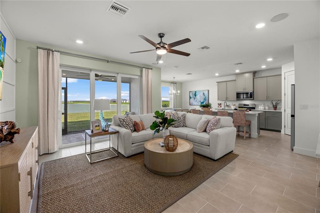 Active With Contract: $473,180 (5 beds, 3 baths, 2402 Square Feet)