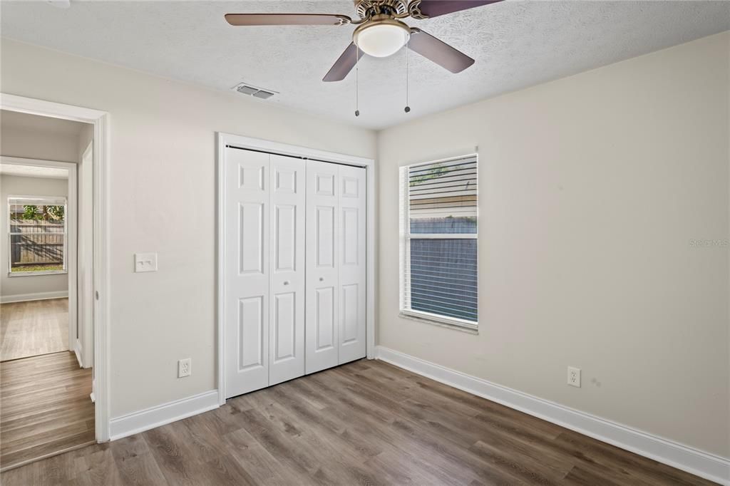 Active With Contract: $385,000 (4 beds, 2 baths, 1913 Square Feet)