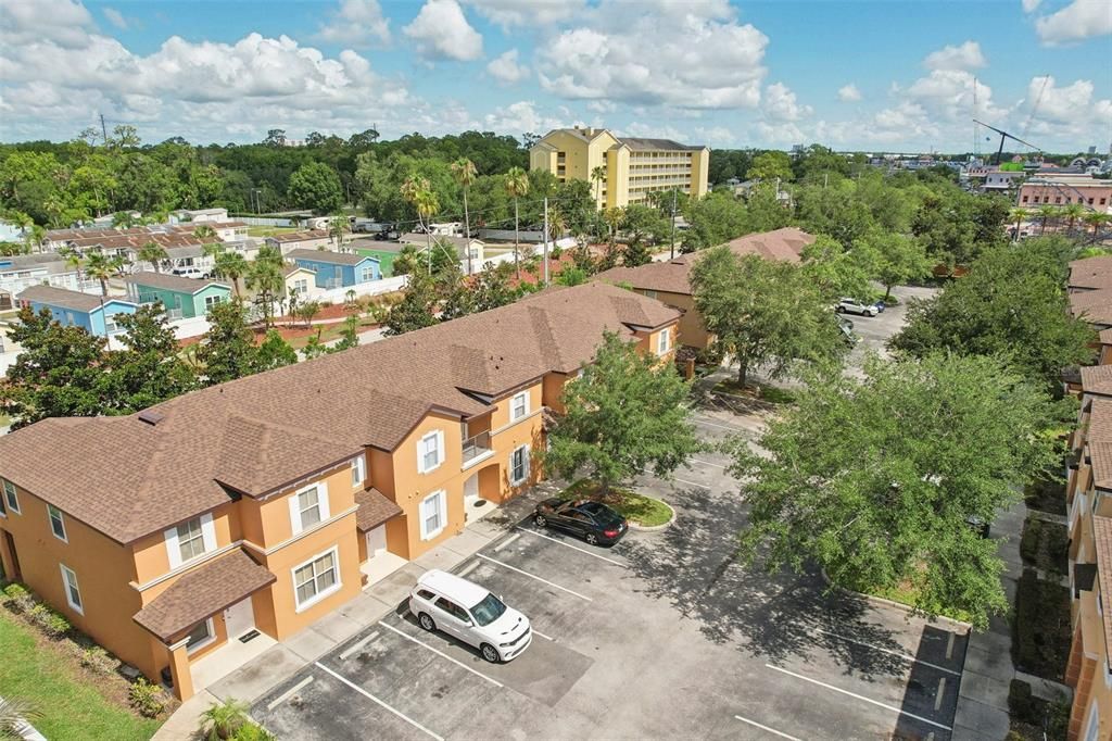 For Sale: $319,000 (3 beds, 2 baths, 1435 Square Feet)